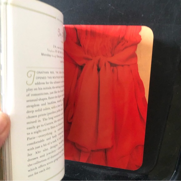 Chic Shopping In Paris . A definitive guide to shopping around the city of love - Picture 5 of 7